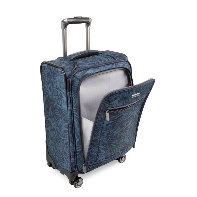 Ricardo Beverly Hills Avalon Avalon Softside Carry-On Expandable Spinner